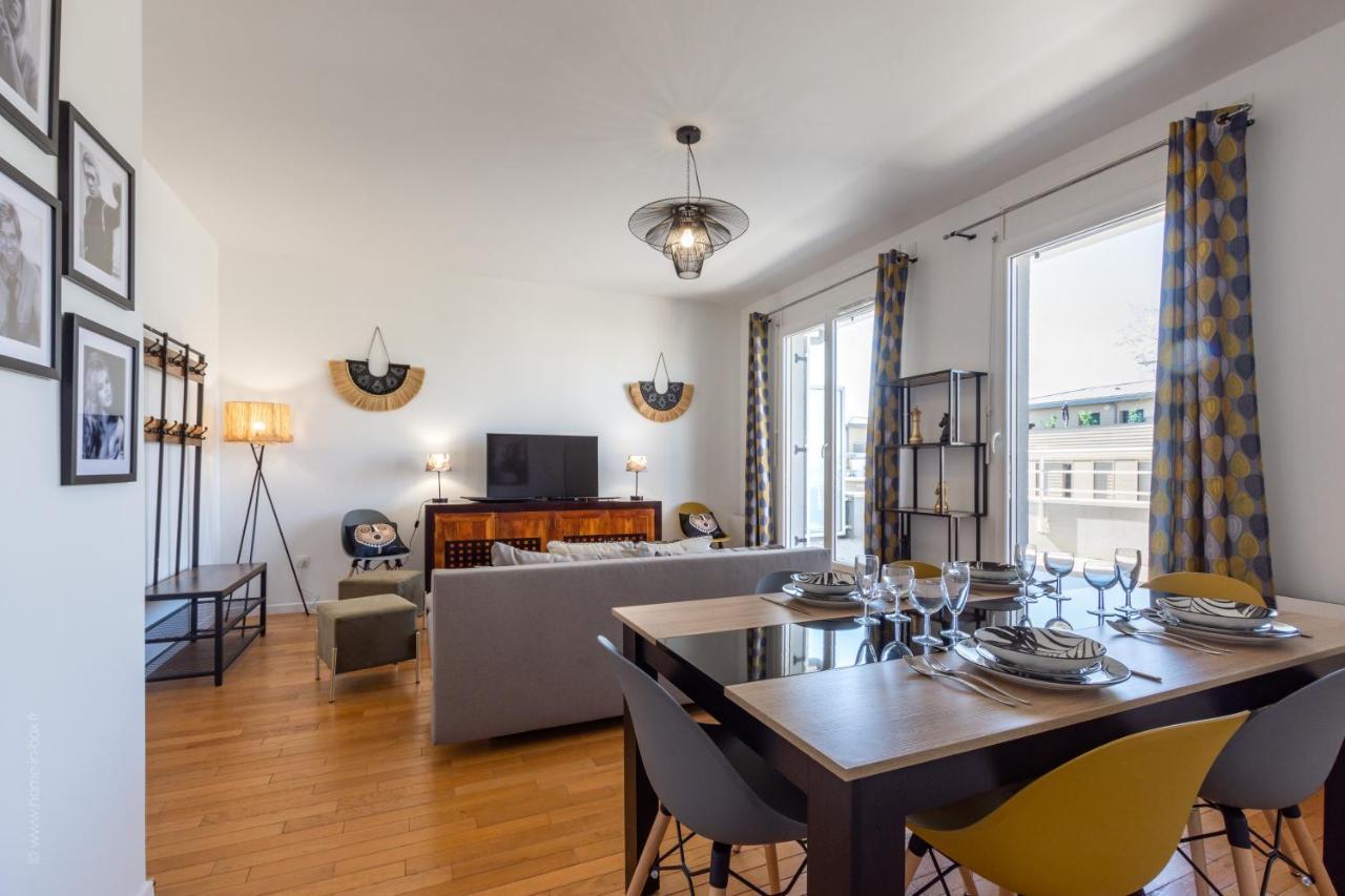 Appartement Luxe Penthouse For 6 - Fairytale Factory à Bussy-Saint-Georges Extérieur photo